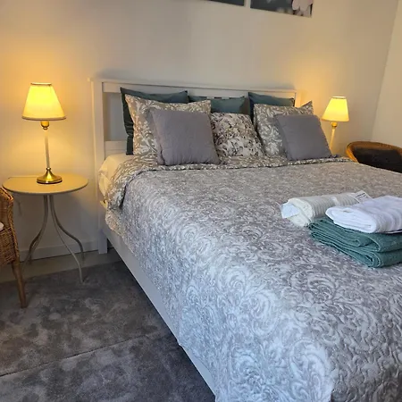 Cozy Nook *